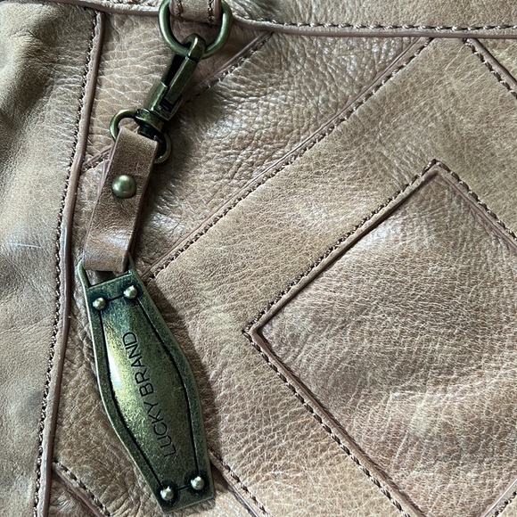 Lucky Brand tan leather crossbody purse no stains! Carried very little 11”x11” - Picture 2 of 6